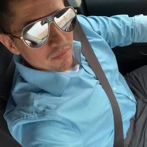 Meet your Posher, Jose